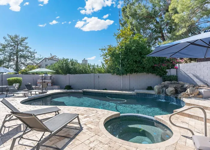 Zion Mirage Kierland Pool Firepit Dog Friendly Holiday home Phoenix